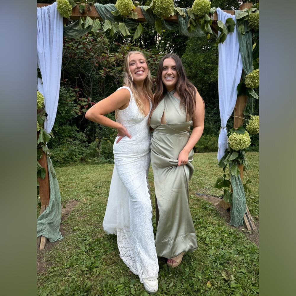 Show Me Your Mumu Adele Halter Maxi Dress - Moss Green Luxe Satin, Size L - Picture 4 of 5